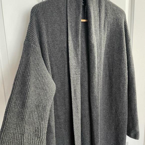 Extra Long Ribbed Duster Banana Republic Factory - Picture 6 of 7